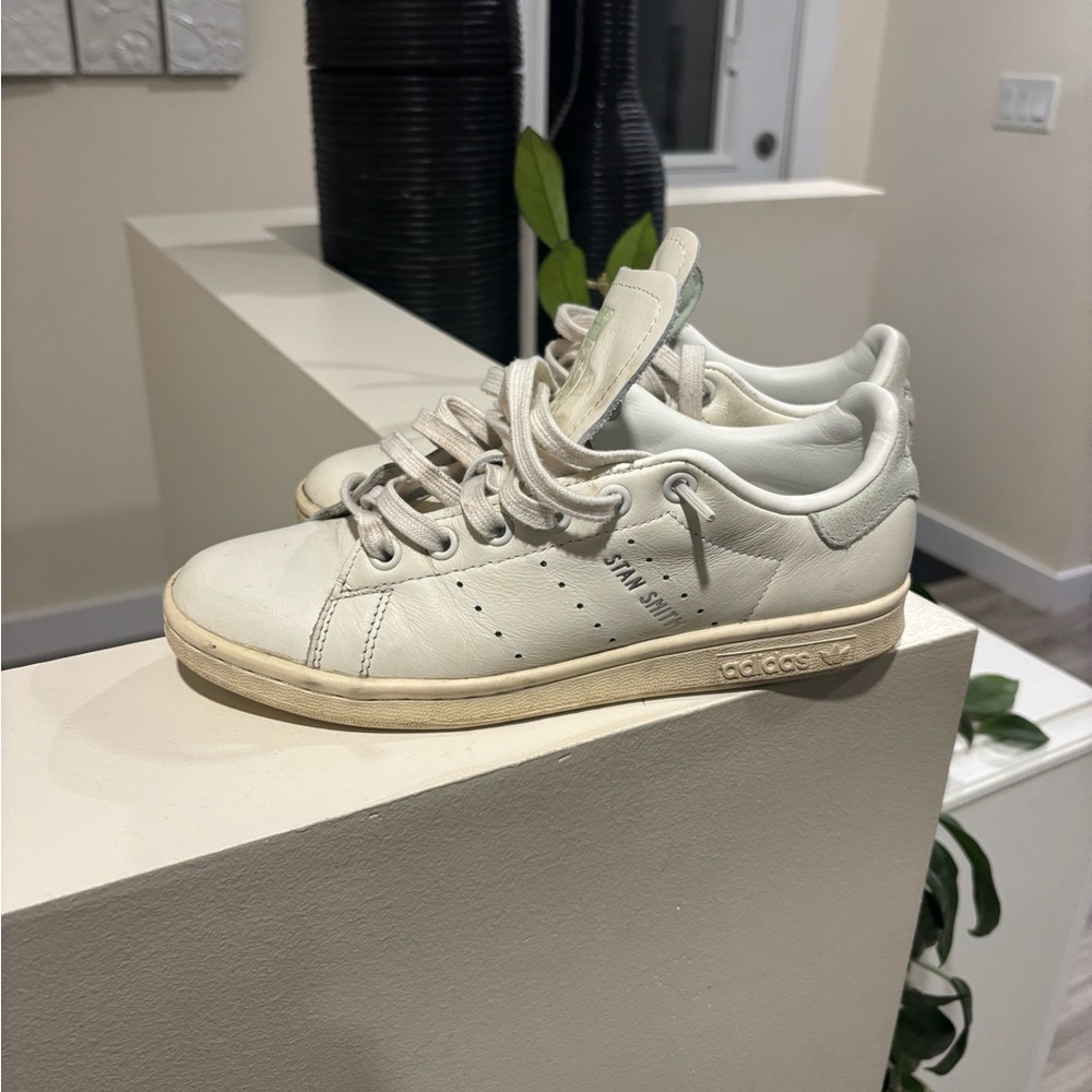 Adidas Cream Stan Smith Sneakers